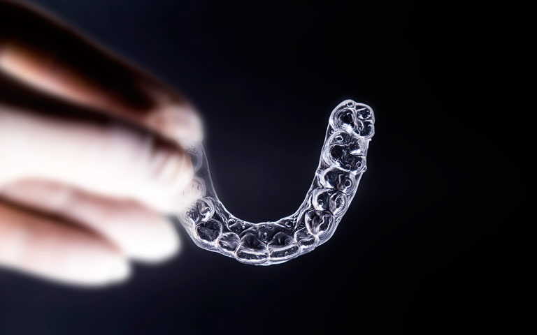 Cuidados de los alineadores Invisalign